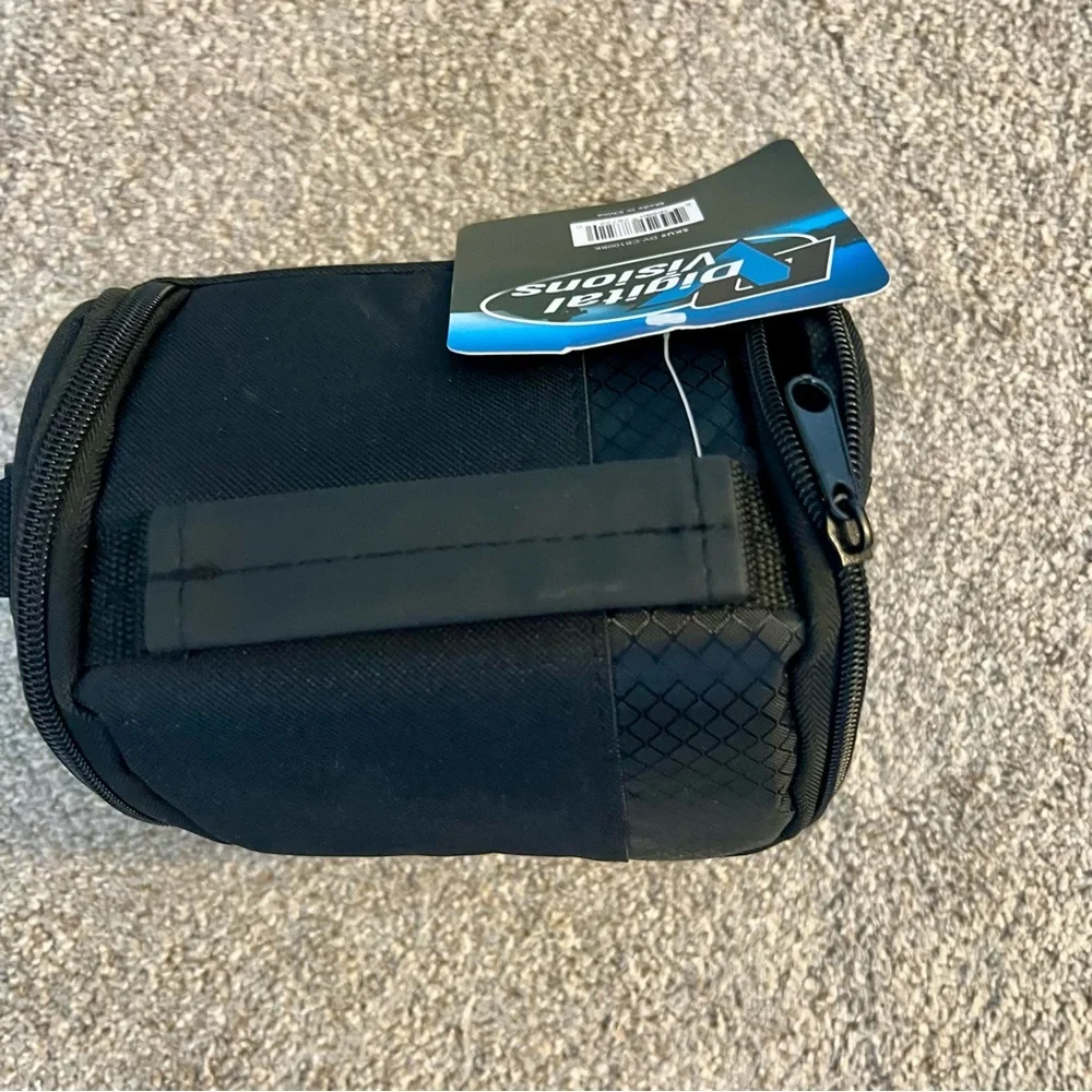 NWT - Travel Camera Bag - Digital Visions - Black